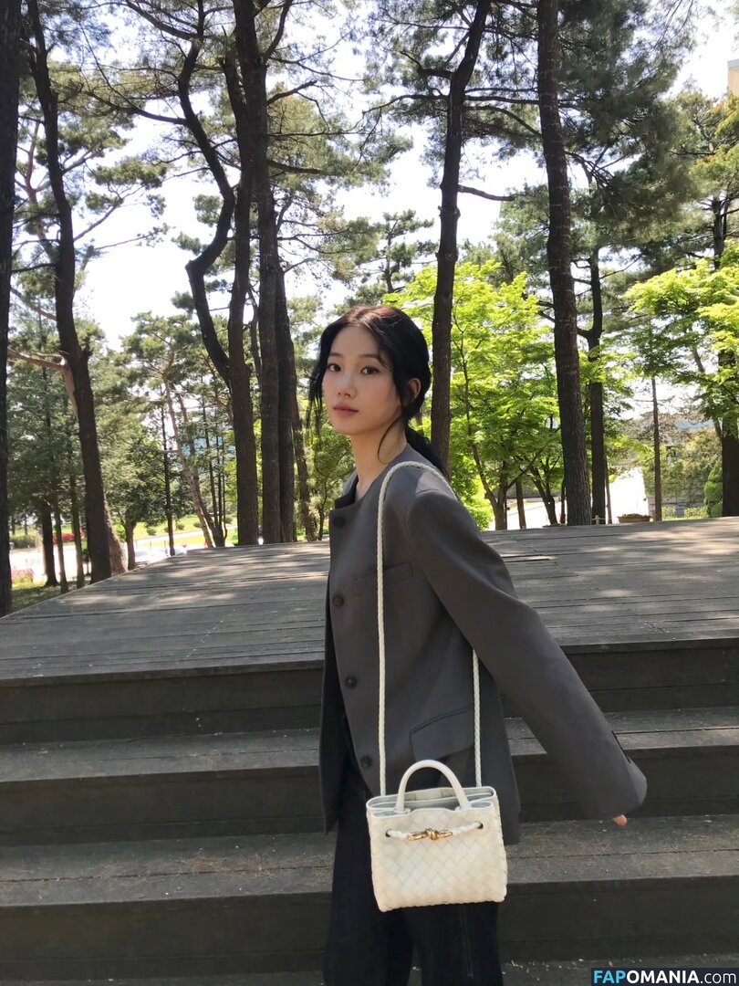 Kazuha Nakamura 中村 一葉 / LESSERAFIM / zuhazana Desnudo OnlyFans  Foto filtrada #2