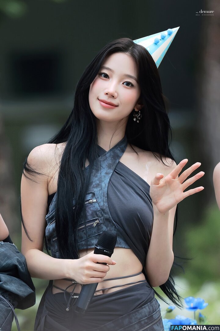 Kazuha Nakamura 中村 一葉 / LESSERAFIM / zuhazana Desnudo OnlyFans  Foto filtrada #34