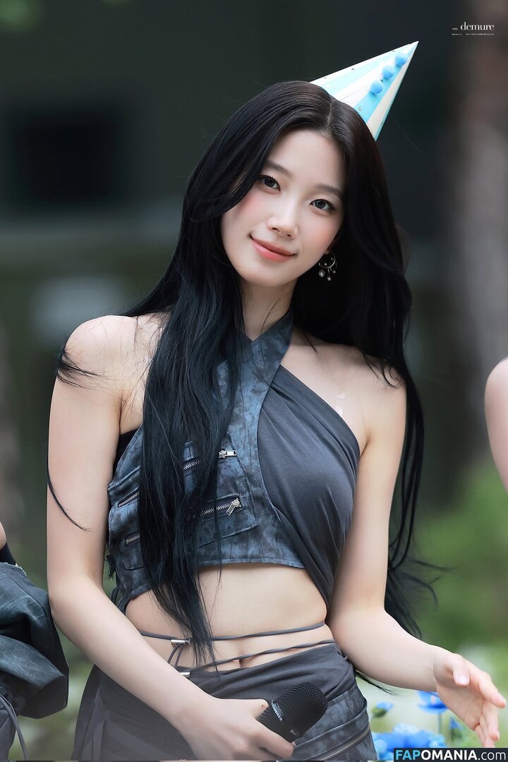 Kazuha Nakamura 中村 一葉 / LESSERAFIM / zuhazana Desnudo OnlyFans  Foto filtrada #37