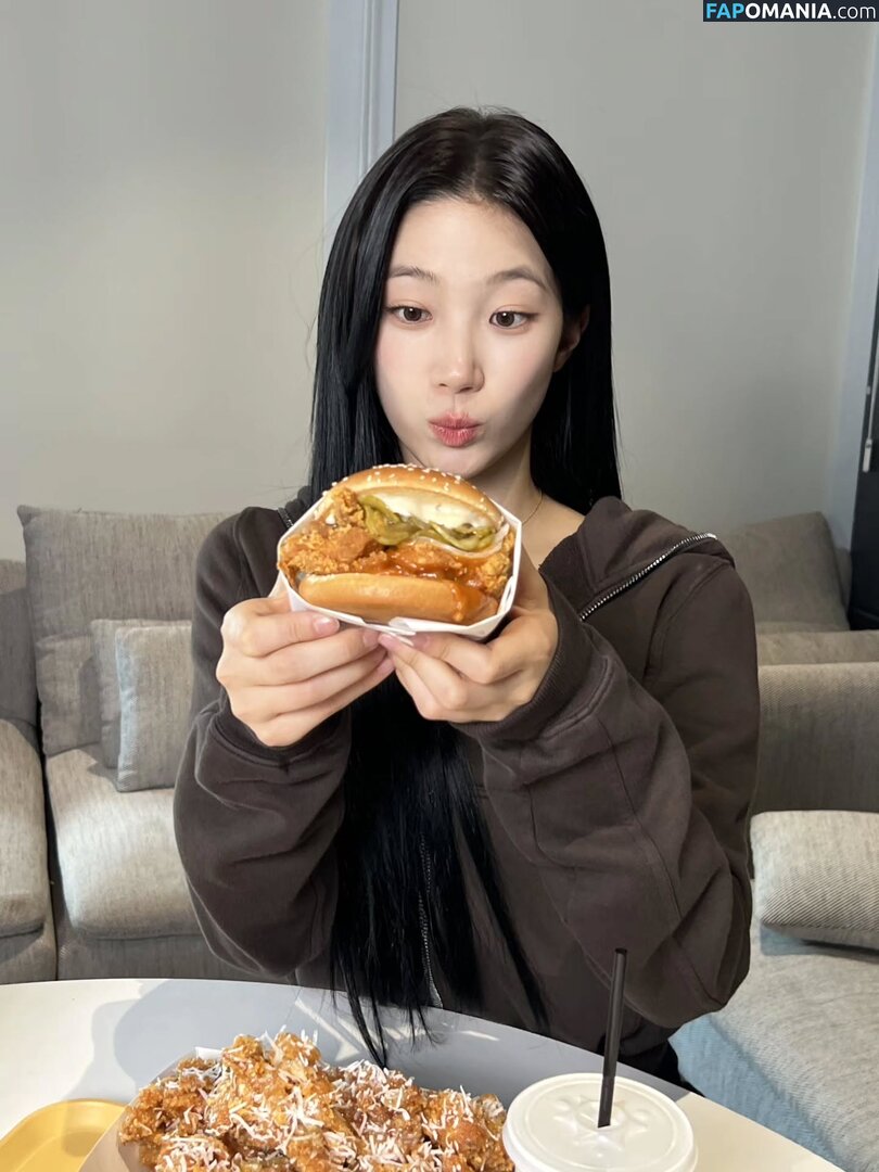 Kazuha Nakamura 中村 一葉 / LESSERAFIM / zuhazana Desnudo OnlyFans  Foto filtrada #43