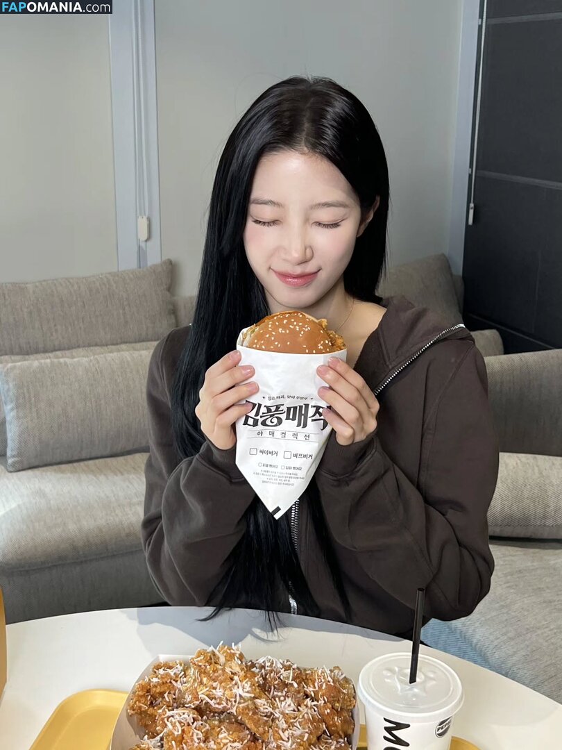 Kazuha Nakamura 中村 一葉 / LESSERAFIM / zuhazana Desnudo OnlyFans  Foto filtrada #44