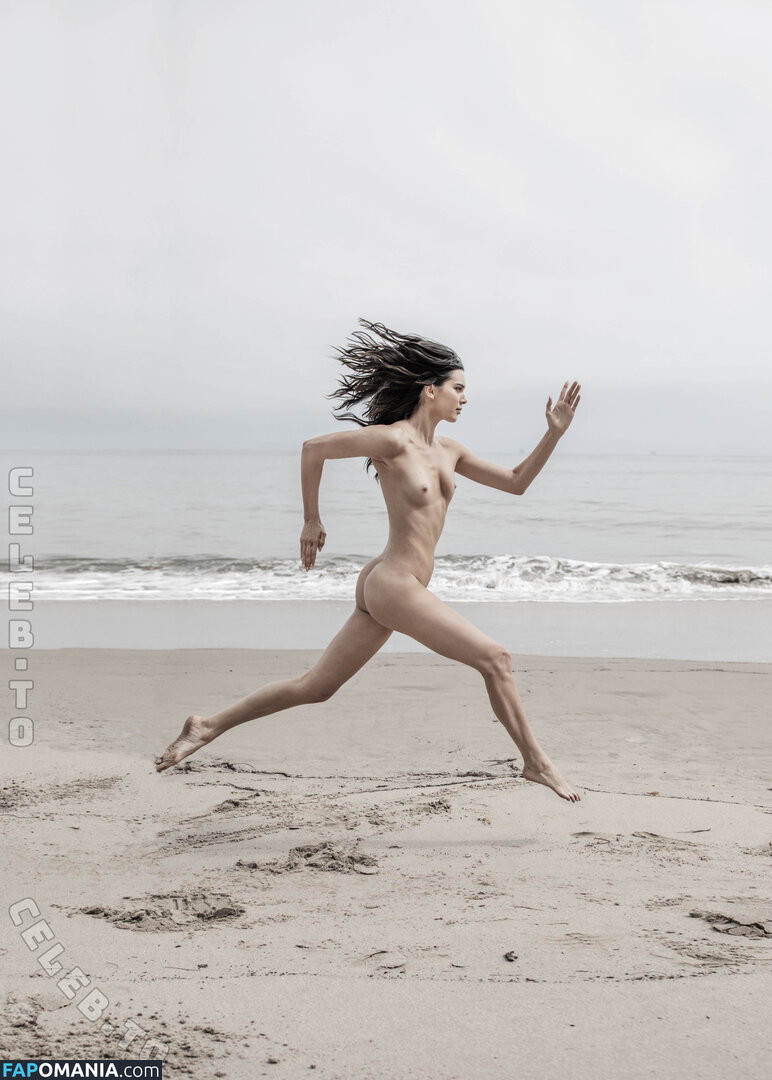 Kendall Jenner / https: / kendalljenner Desnudo OnlyFans  Foto filtrada #71