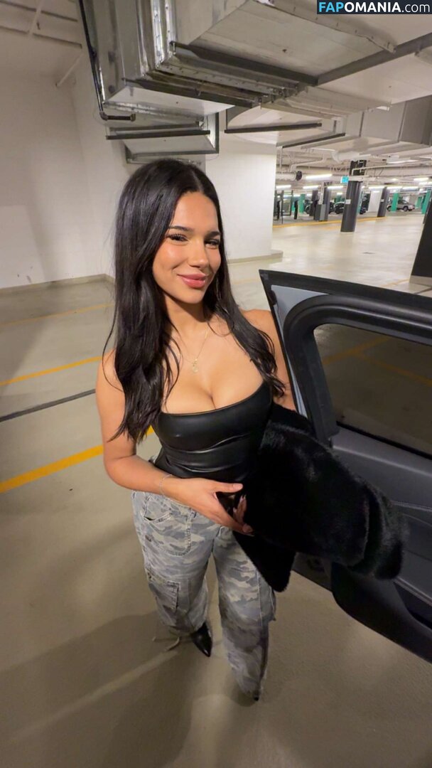 Jogadora / Kiana dufour / kianadufour Desnudo OnlyFans  Foto filtrada #44