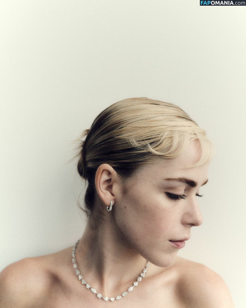 AdventuresSabrina / Kiernan Shipka / kiernanshipka Desnudo OnlyFans  Foto filtrada #679