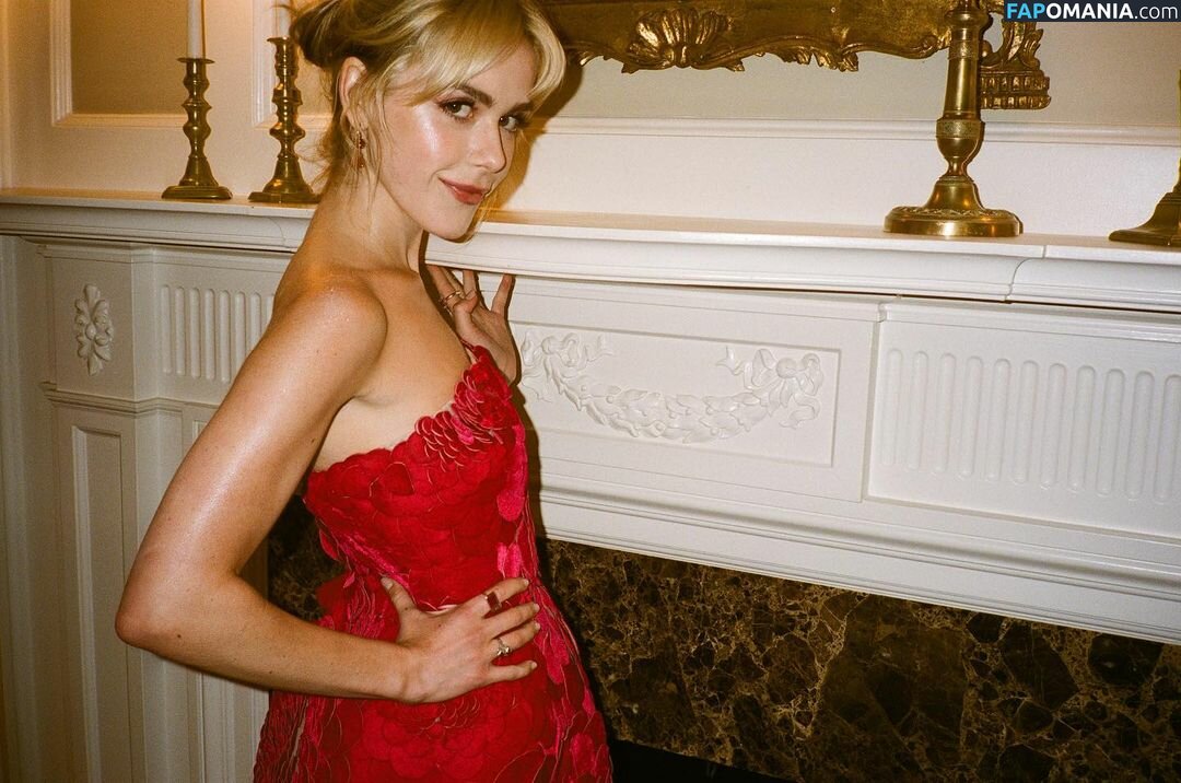 AdventuresSabrina / Kiernan Shipka / kiernanshipka Desnudo OnlyFans  Foto filtrada #879