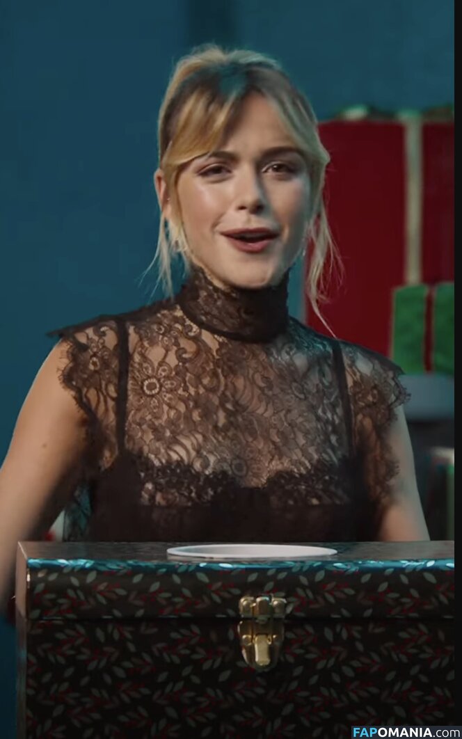 AdventuresSabrina / Kiernan Shipka / kiernanshipka Desnudo OnlyFans  Foto filtrada #1462