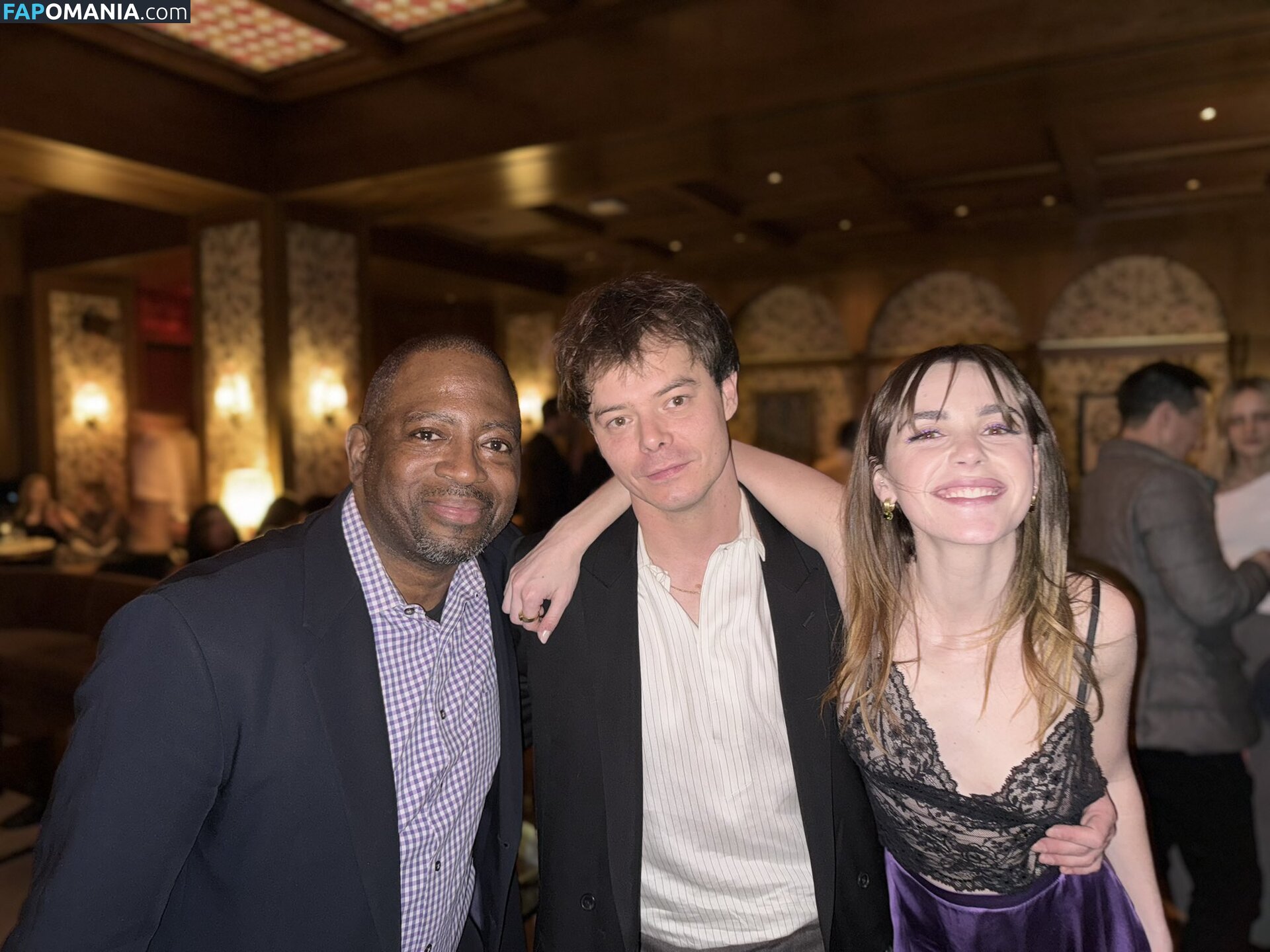 AdventuresSabrina / Kiernan Shipka / kiernanshipka Desnudo OnlyFans  Foto filtrada #1555