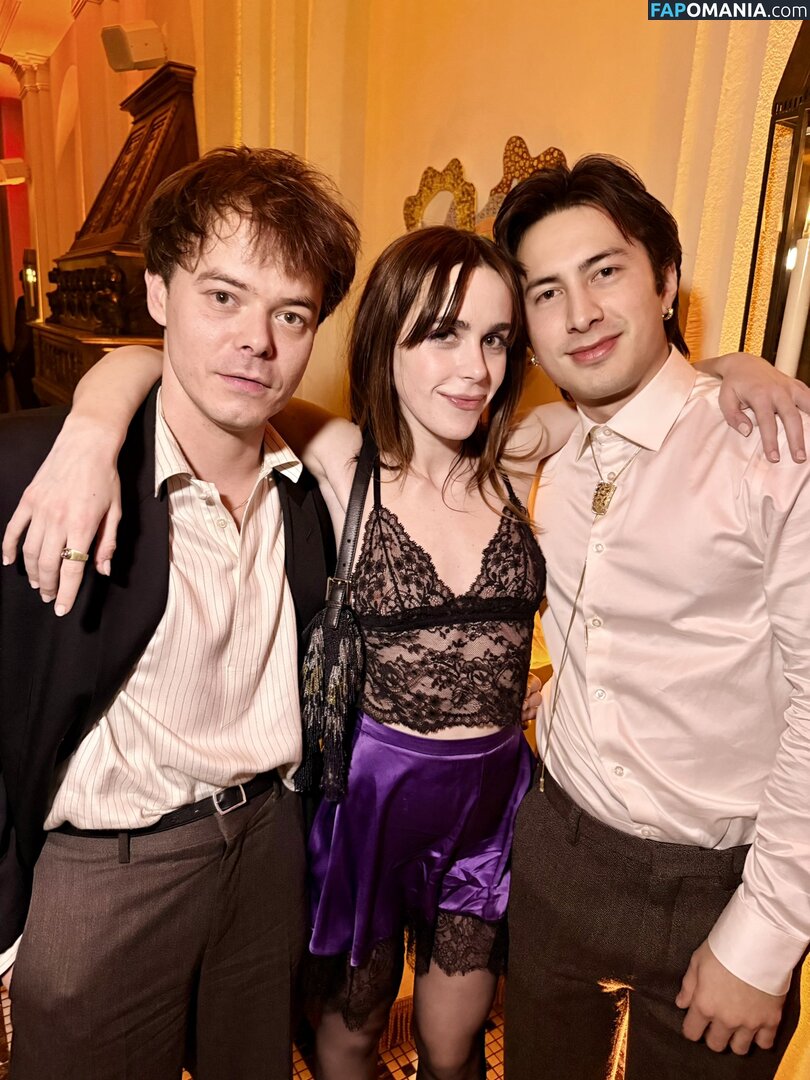 AdventuresSabrina / Kiernan Shipka / kiernanshipka Desnudo OnlyFans  Foto filtrada #1556