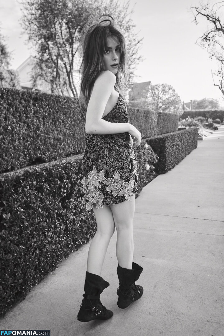 AdventuresSabrina / Kiernan Shipka / kiernanshipka Desnudo OnlyFans  Foto filtrada #1560