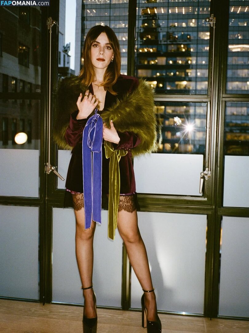 AdventuresSabrina / Kiernan Shipka / kiernanshipka Desnudo OnlyFans  Foto filtrada #1567