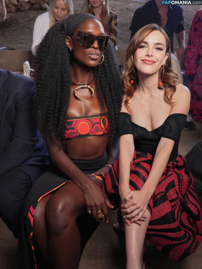 AdventuresSabrina / Kiernan Shipka / kiernanshipka Desnudo OnlyFans  Foto filtrada #1582