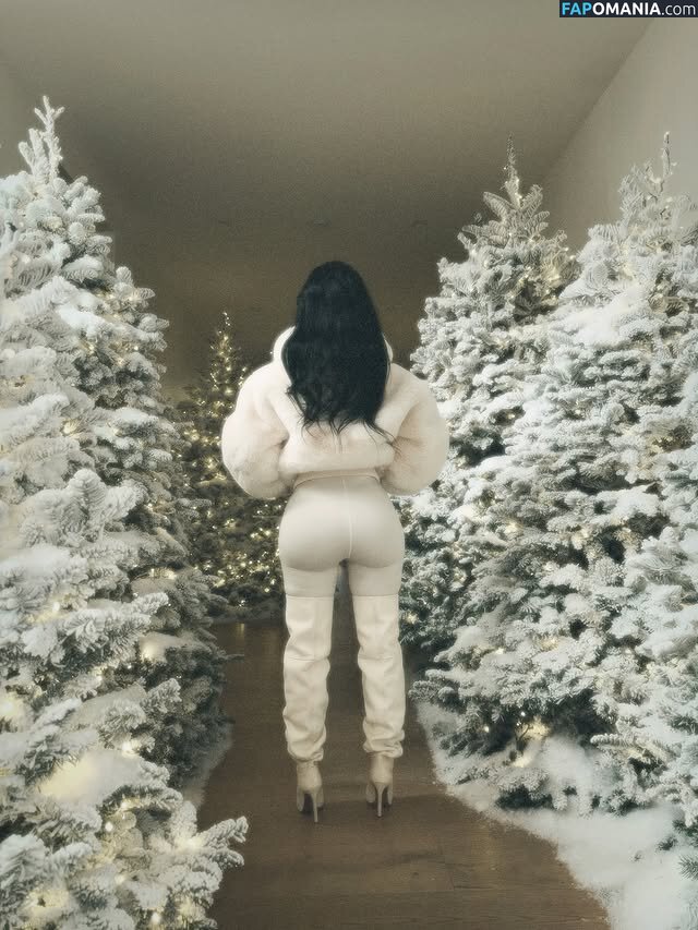 Kim Kardashian / kimkadarshian / kimkardashian Desnudo OnlyFans  Foto filtrada #68