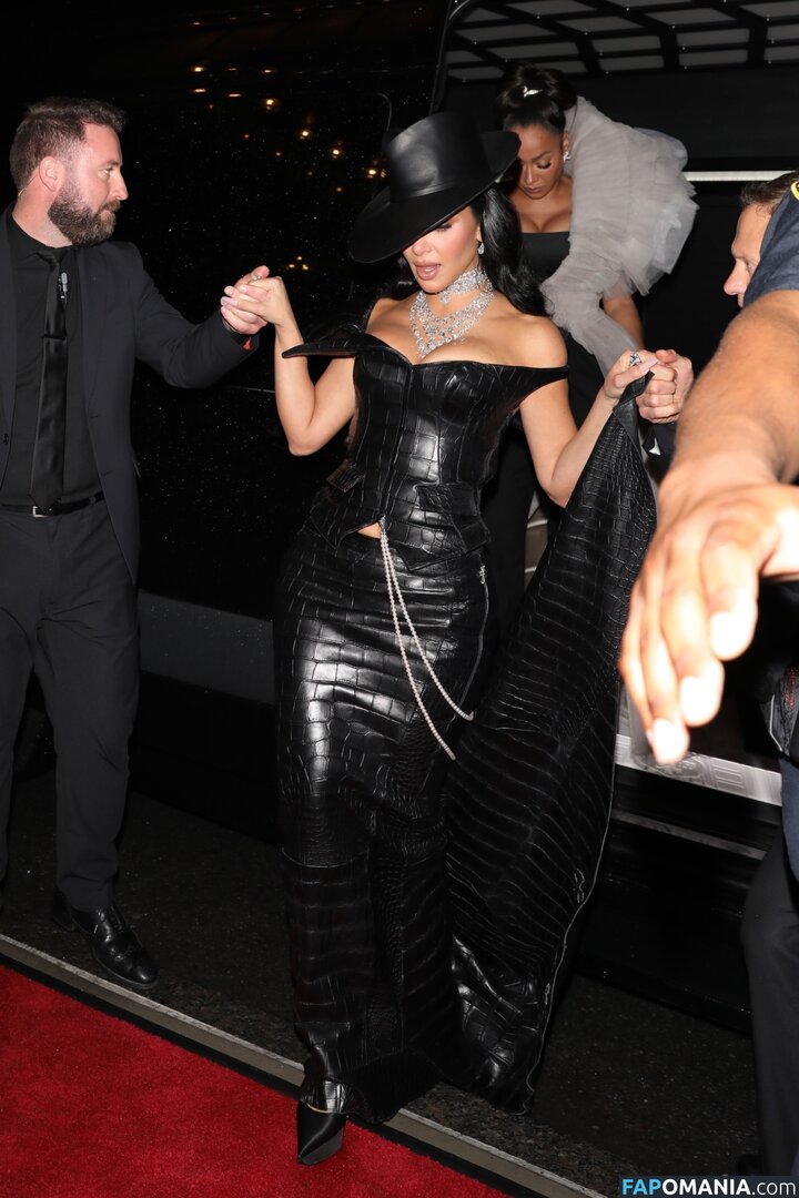 Kim Kardashian / kimkadarshian / kimkardashian Desnudo OnlyFans  Foto filtrada #110