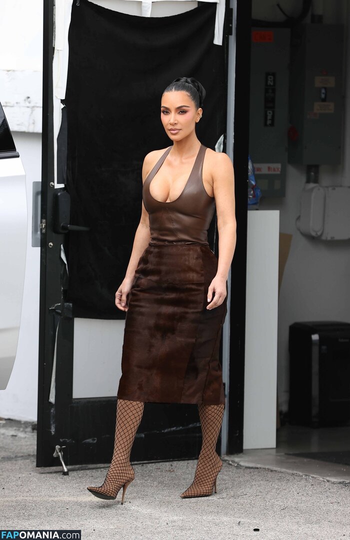 Kim Kardashian / kimkadarshian / kimkardashian Desnudo OnlyFans  Foto filtrada #153