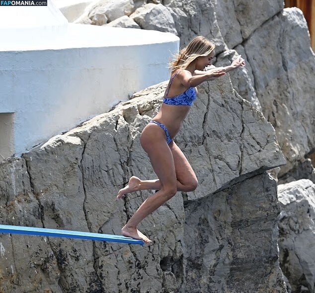 Kimberley Garner / https: / kimberleygarner / kimberleylondon / officialkimberleygarner Desnudo OnlyFans  Foto filtrada #971
