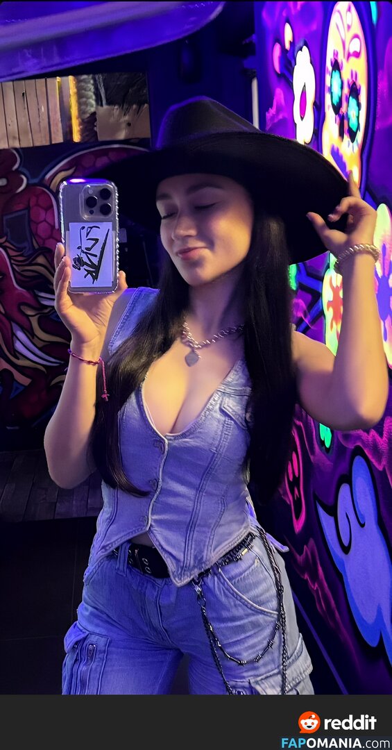 ayowhoischapis / kimbermelendrez Desnudo OnlyFans  Foto filtrada #14