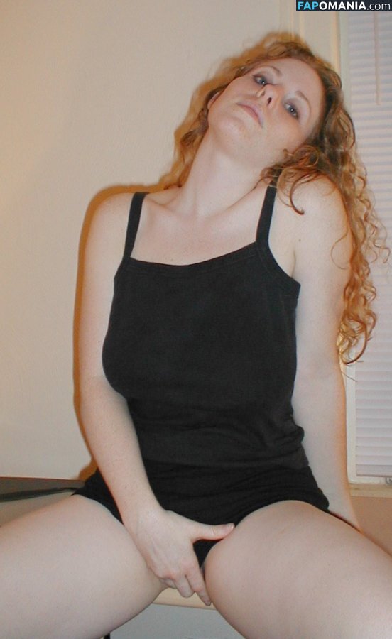 Kira The Little Redhead Desnudo OnlyFans  Foto filtrada #251