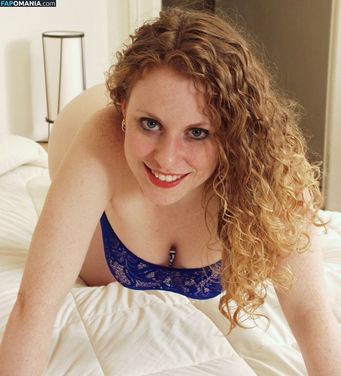 Kira The Little Redhead Desnudo OnlyFans  Foto filtrada #307