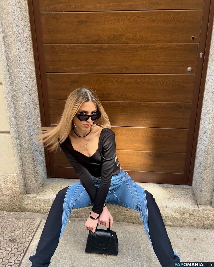 Klea Brahimi / klea_bra Desnudo OnlyFans  Foto filtrada #8