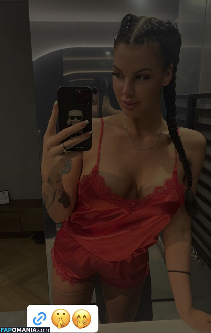 Chloe / Krattinger Kitti / Krtt_ngr / krttngr Desnudo OnlyFans  Foto filtrada #1