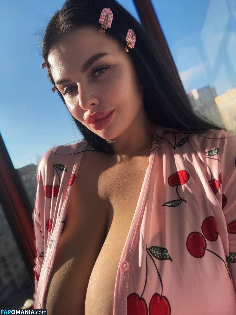 https: / kristina_doru Desnudo OnlyFans  Foto filtrada #5