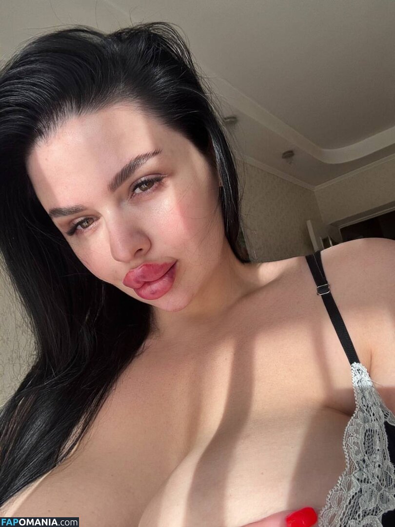 https: / kristina_doru Desnudo OnlyFans  Foto filtrada #10