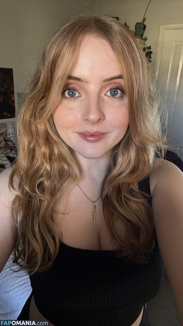 Krystal / Krysttl / Krysttlxd Desnudo OnlyFans  Foto filtrada #10