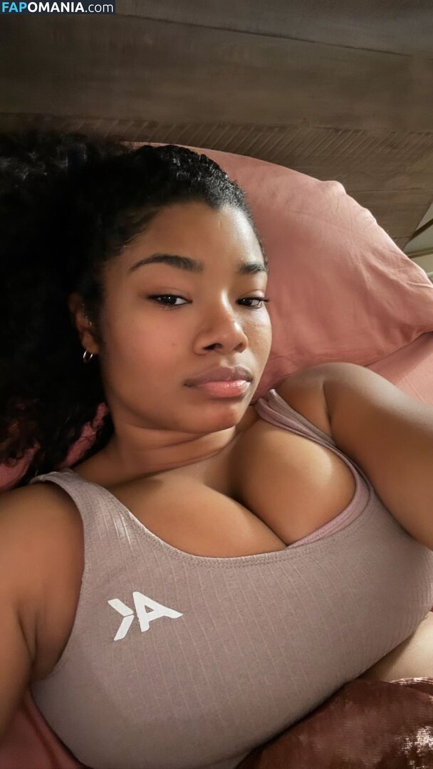 Kyylareneee / kurlykyy / kurrlyyy / kyylarenee Desnudo OnlyFans  Foto filtrada #10