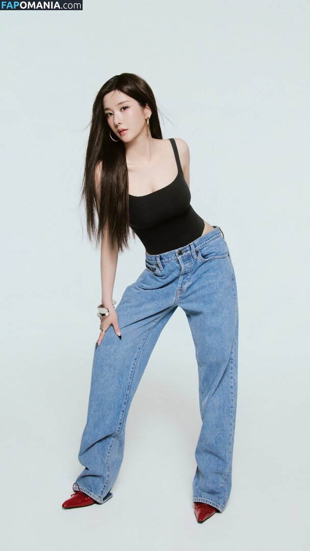 Kwon Eunbi / https: / official_kwon.eunbi Desnudo OnlyFans  Foto filtrada #1