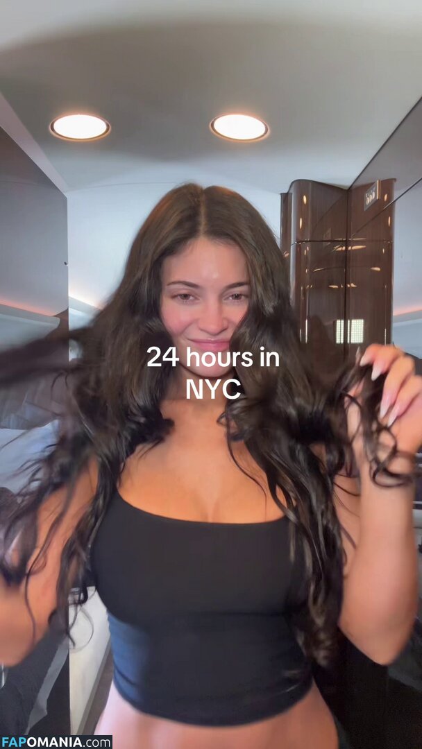 Kylie Jenner / https: / kyliejenner / kyliejenner.2 Desnudo OnlyFans  Foto filtrada #89