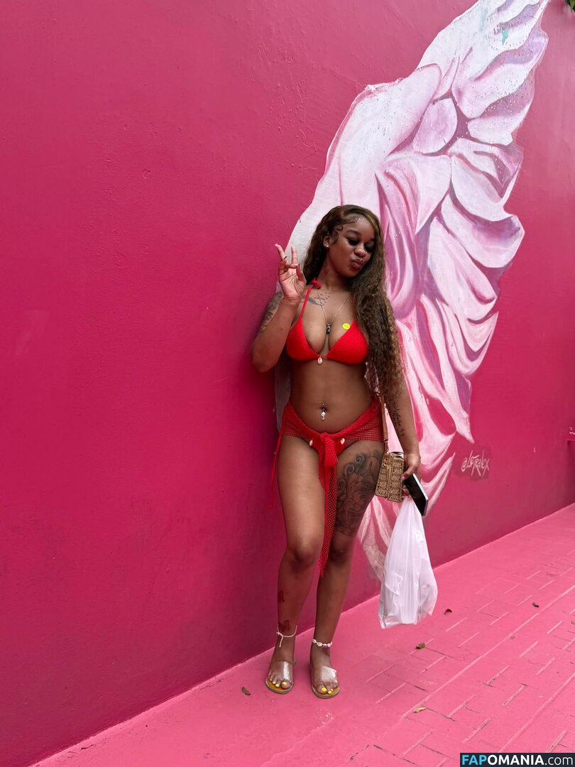 Kyra Kenya / kyaraa0 Desnudo OnlyFans  Foto filtrada #11