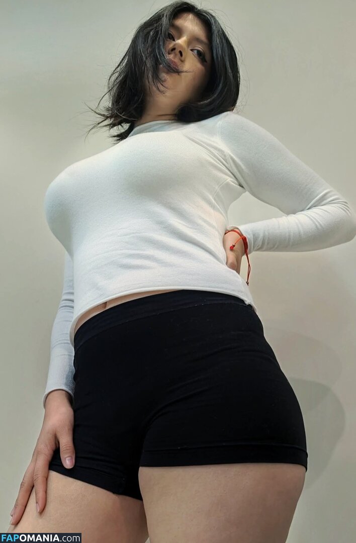 La Tia Ainix / ainix_txt Desnudo OnlyFans  Foto filtrada #1