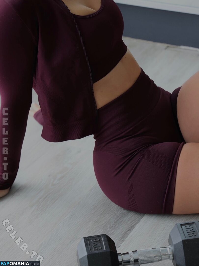 lara.gbdt Desnudo OnlyFans  Foto filtrada #2