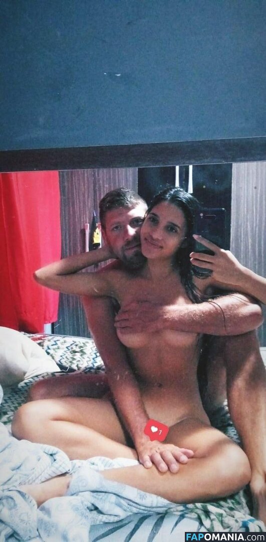 Lari Cogumelos / eaikiwi Desnudo OnlyFans  Foto filtrada #13