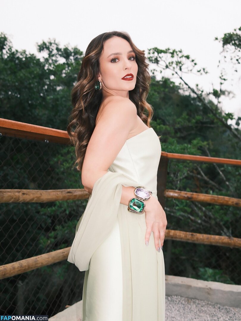Larissa Manoela / https: / larimanoela / larissamanoela Desnudo OnlyFans  Foto filtrada #680