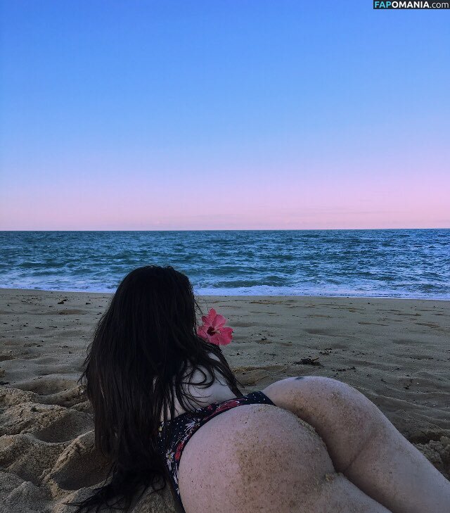 Larissa Peyerle / https: / larissapeyerle Desnudo OnlyFans  Foto filtrada #3