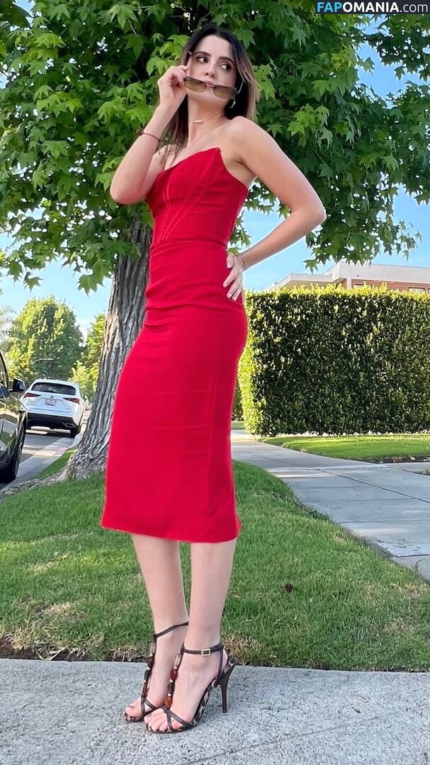 Laura Marano / lauramarano Desnudo OnlyFans  Foto filtrada #61