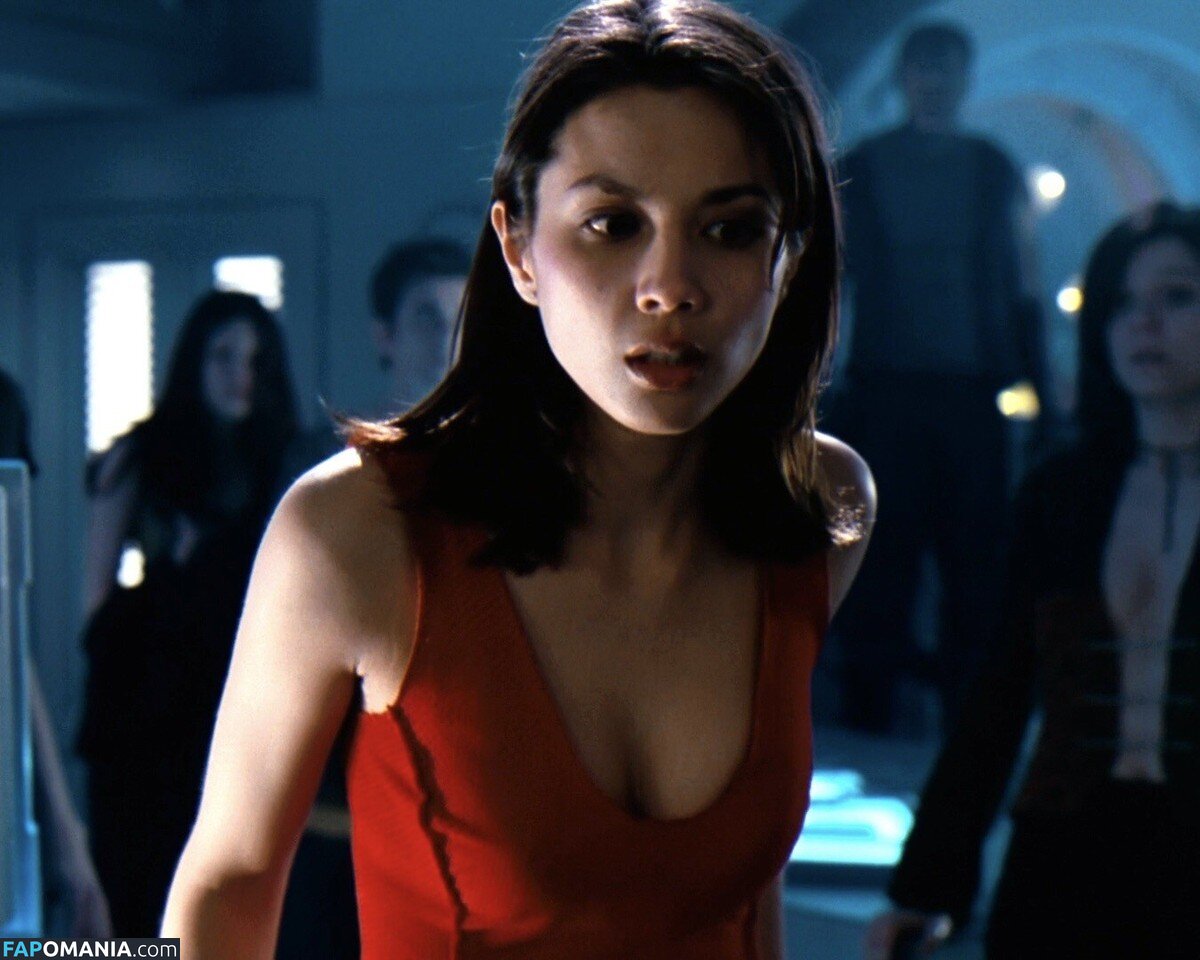 Lexa Doig Desnudo OnlyFans  Foto filtrada #16