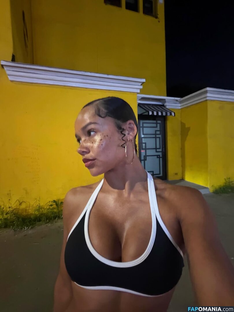 Liana Maria / lianamariaofficial Desnudo OnlyFans  Foto filtrada #14