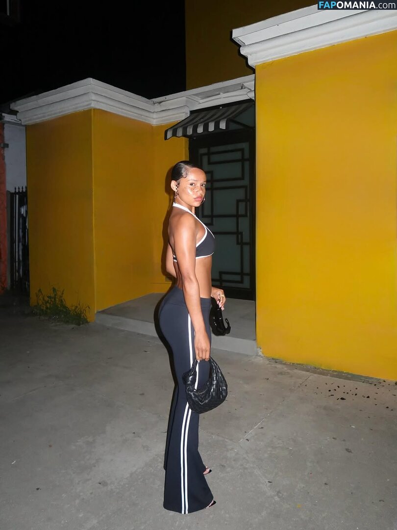 Liana Maria / lianamariaofficial Desnudo OnlyFans  Foto filtrada #20