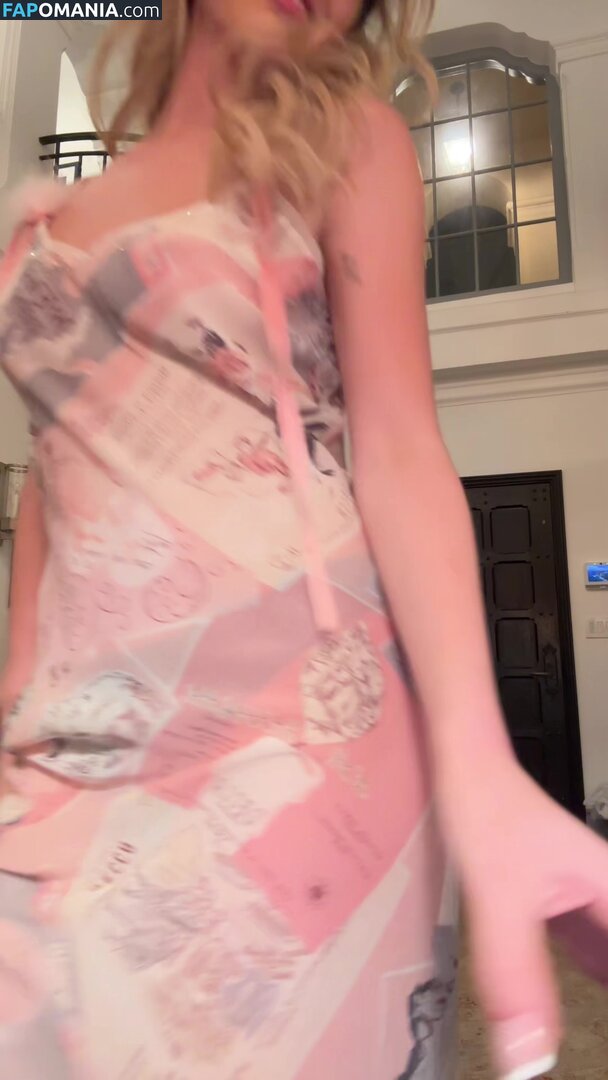 Lilia Buckingham / lilia Desnudo OnlyFans  Foto filtrada #12