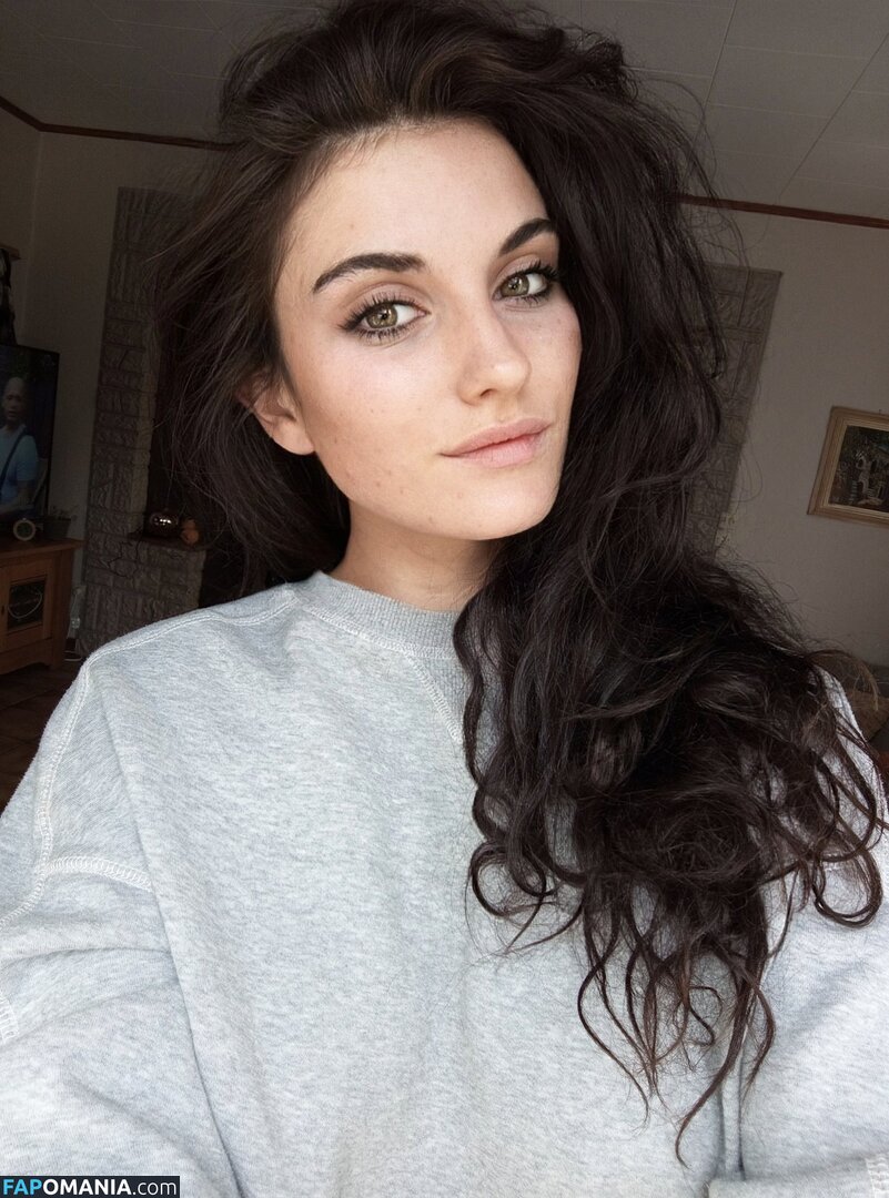 lilouveee Desnudo OnlyFans  Foto filtrada #1