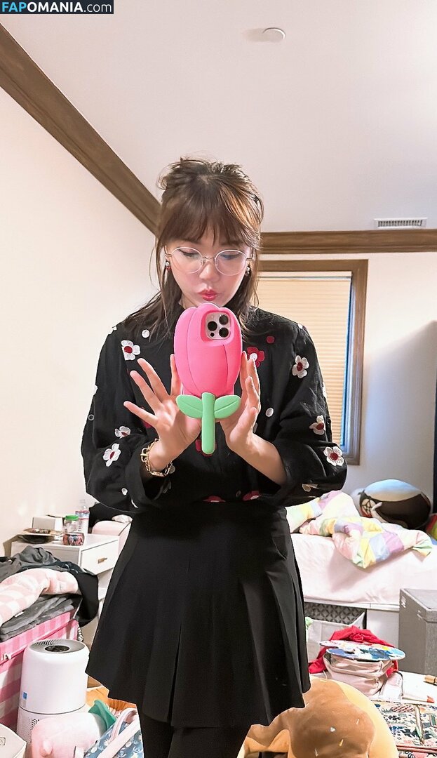 LilyPichu / onlysaber Desnudo OnlyFans  Foto filtrada #359