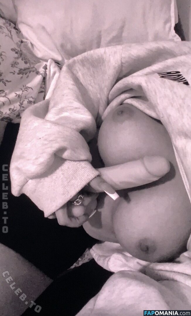 Lina.vey / Linav.ey Desnudo OnlyFans  Foto filtrada #1