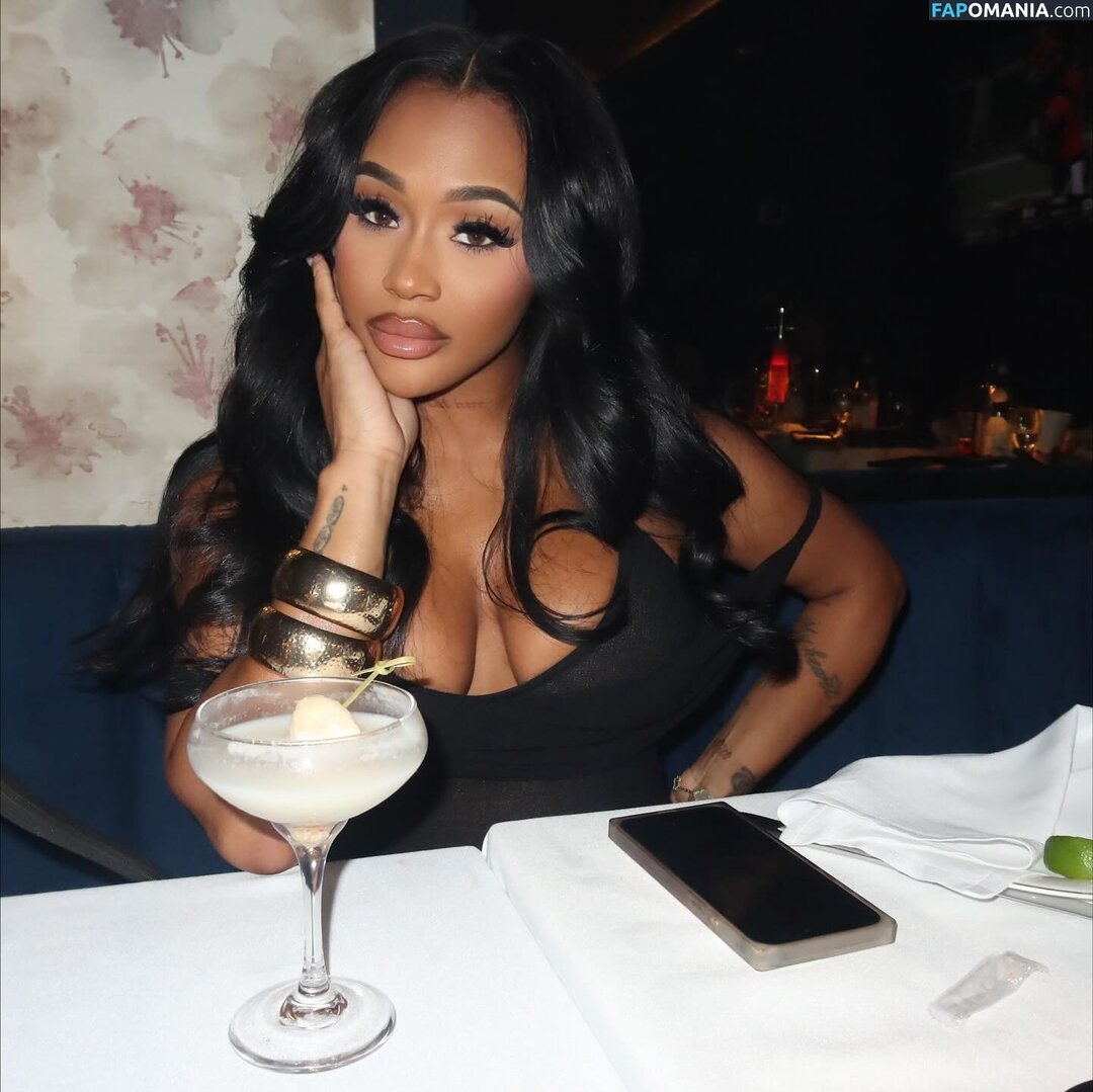 Lira Galore / Lira Mercer / lira_galore / liragalore Desnudo OnlyFans  Foto filtrada #1