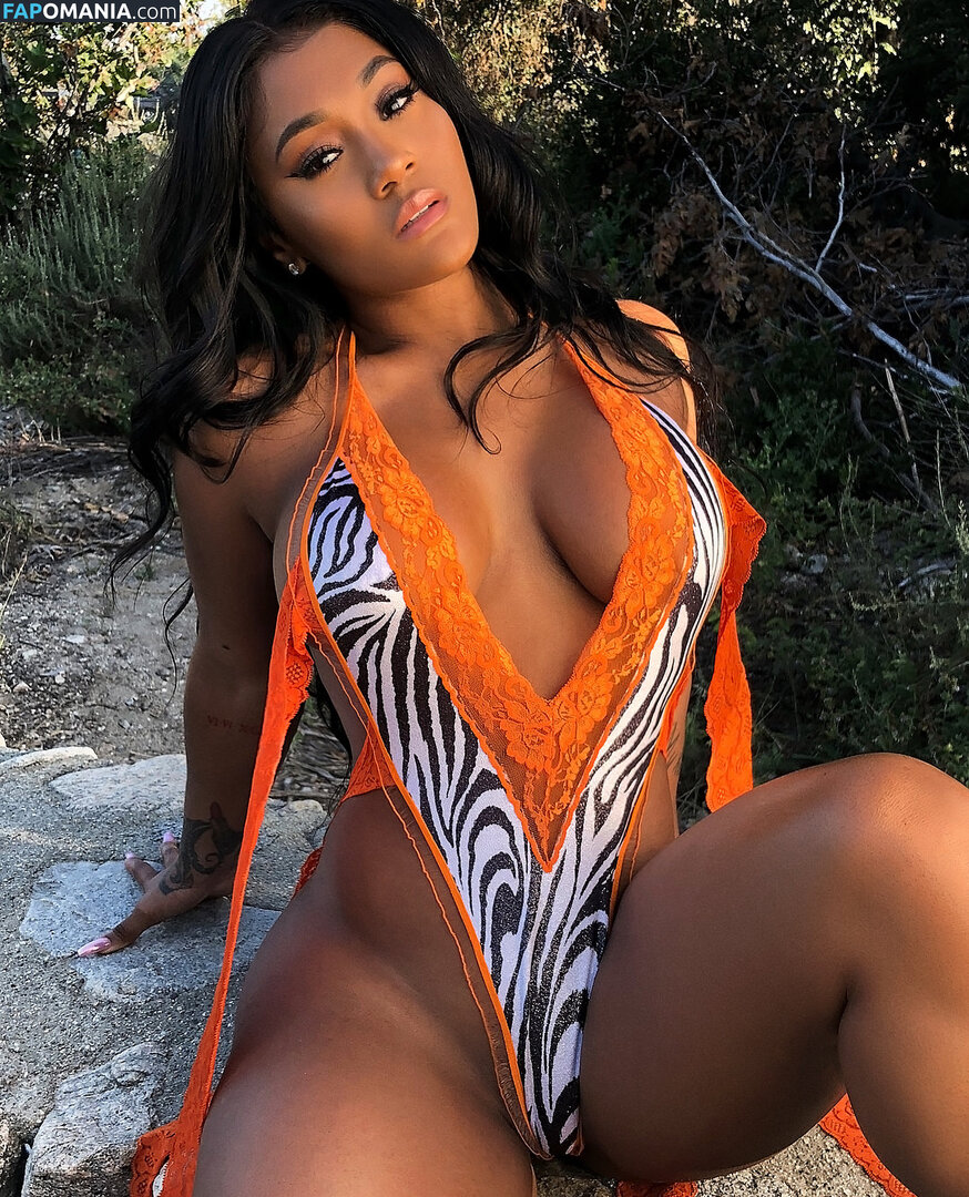Lira Galore / Lira Mercer / lira_galore / liragalore Desnudo OnlyFans  Foto filtrada #13