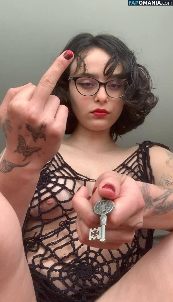 LeosMenu / LeosMenu... / leomonarchy / leomonarchy... / leomonarchyfree / lisabixio / wordstoheaven Desnudo OnlyFans  Foto filtrada #1