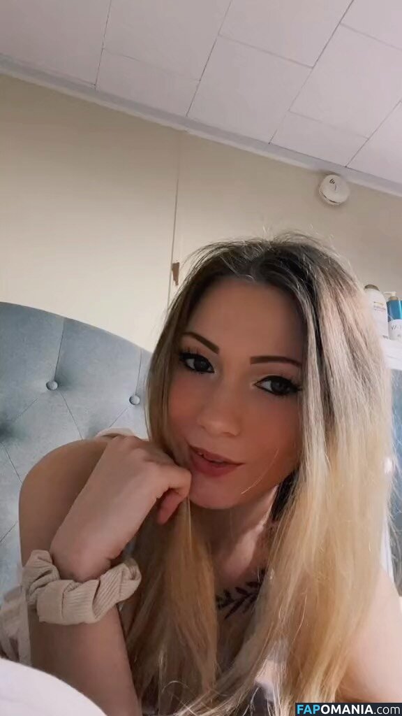 Little Momma / Littleemommaa21 / littlee.mommaa23 / littleemommaa23 Desnudo OnlyFans  Foto filtrada #17
