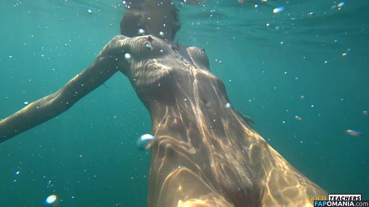 lonelygirl Desnudo OnlyFans  Foto filtrada #5