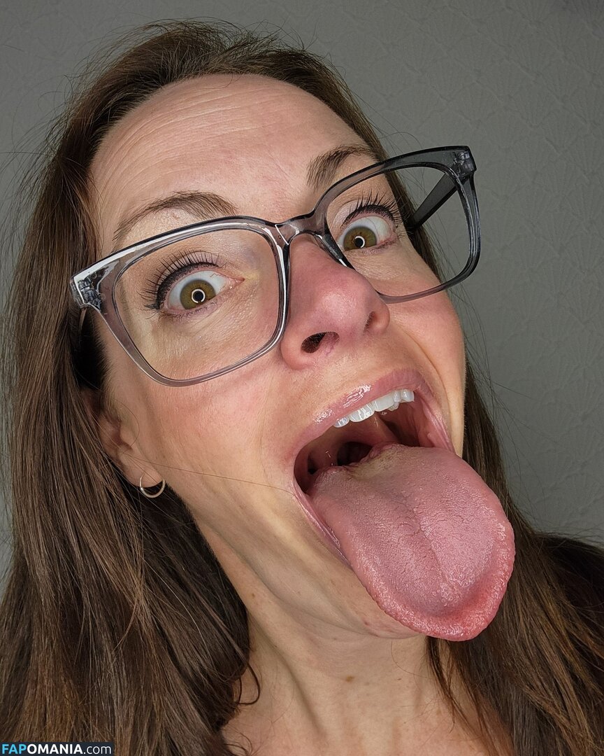 Long Tongue Fetish / _longtonguelewis / diqueentongue / longtonguelewis Desnudo OnlyFans  Foto filtrada #312
